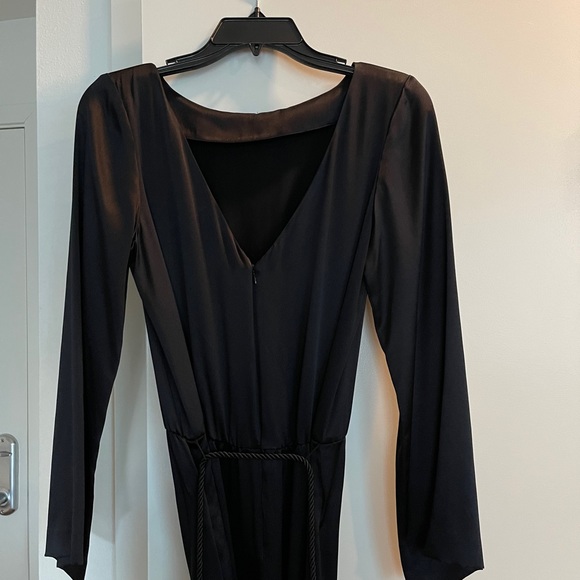 Contrarian Viola V Neck Jumpsuit - Picture 4 of 4